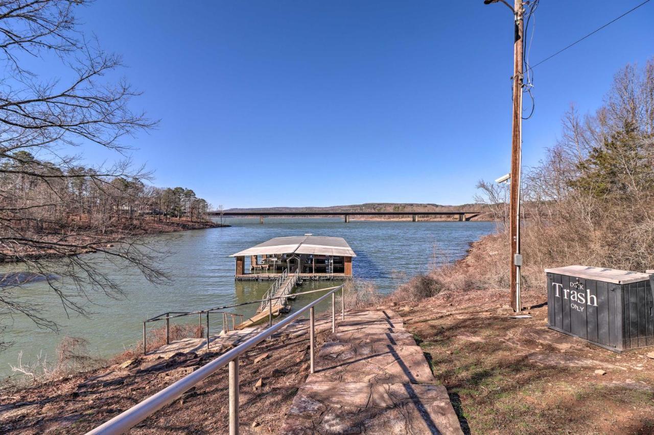 Lakefront Greers Ferry Cabin With Covered Boat Slip! Fairfield Bay Exterior photo